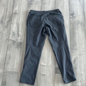 ABC Slim-Fit Pant 27” length Size 32 Pockets Warpstreme Asphalt Grey #M5A68S